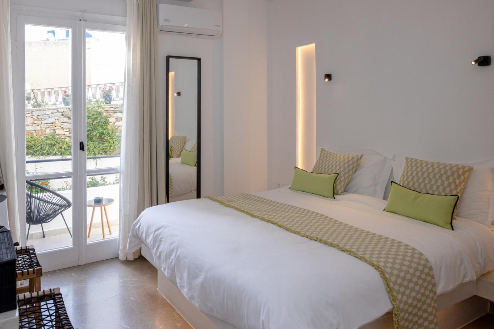 Seamento Suites Тинос Номер фото